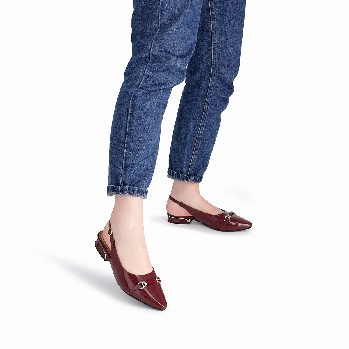Zapatos tacón bajo semiabiertos y puntera en punta – Silvia - Imagen 6